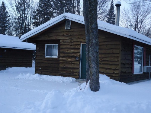 Glenview Cottages image 25