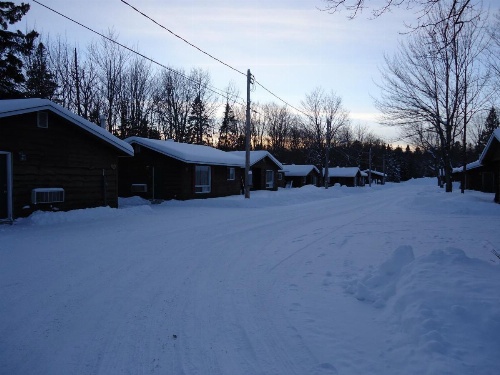 Glenview Cottages image 28