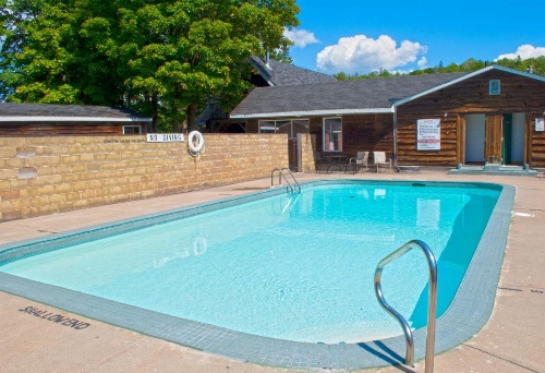 Glenview Cottages image 32