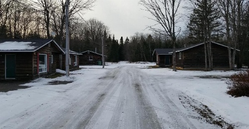 Glenview Cottages image 36