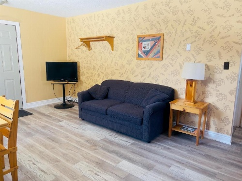 Glenview Cottages image 6